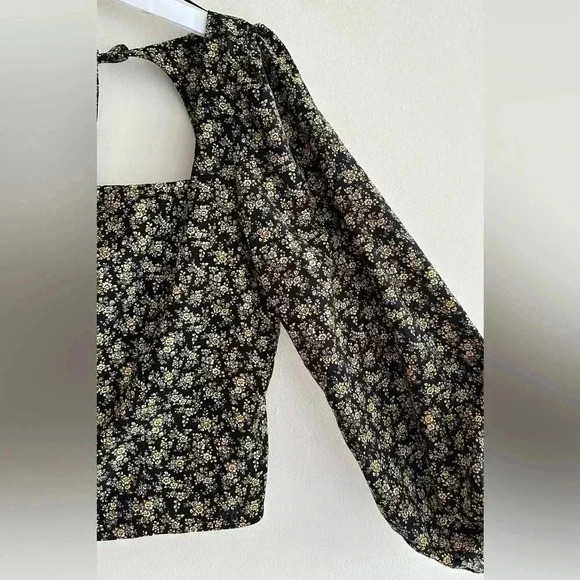 Levi's The Statement Top Slim Fit, Floral Print Puff Sleeve Top,Black/Yellow, M - Picture 11 of 16